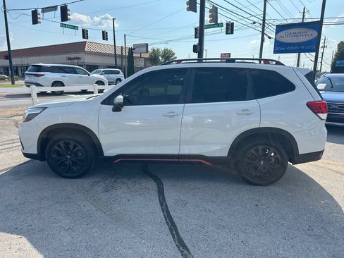 Used 2019 Subaru Forester Sport AWD/4WD image 3