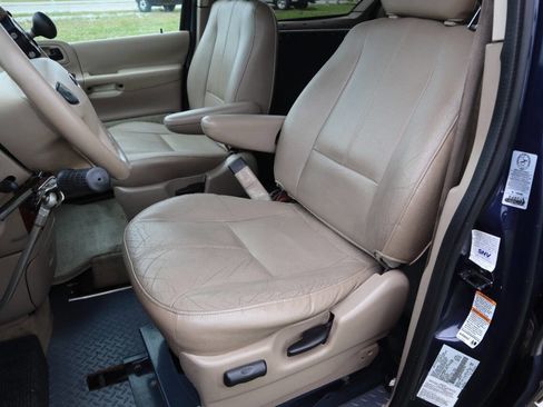 Used 2002 Ford Windstar SEL FWD image 5