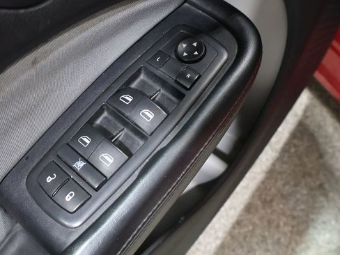 Used 2016 Dodge Dart SXT image 13