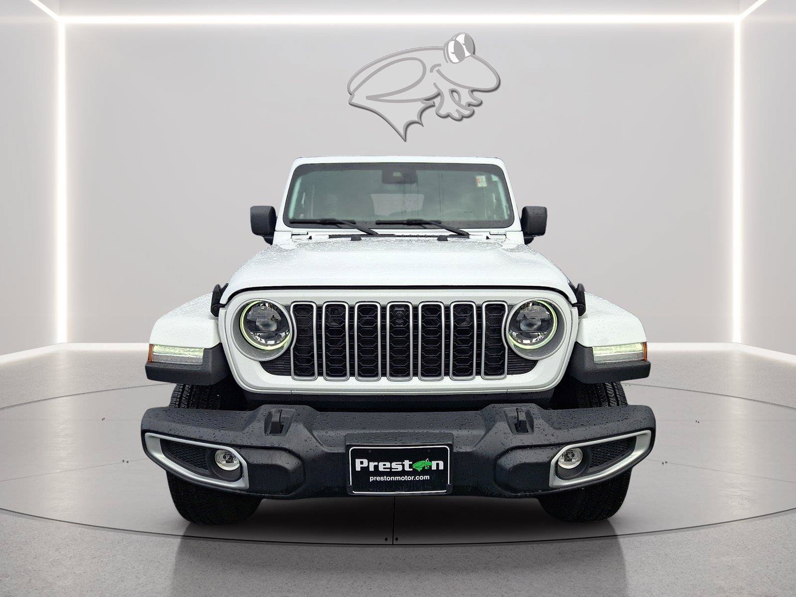 Used 2025 Jeep Wrangler Unlimited Sahara AWD/4WD image 7