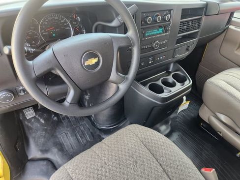 New 2025 Chevrolet Express 2500 RWD image 27