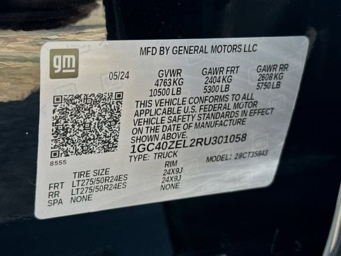 New 2024 Chevrolet Silverado EV RST image 23