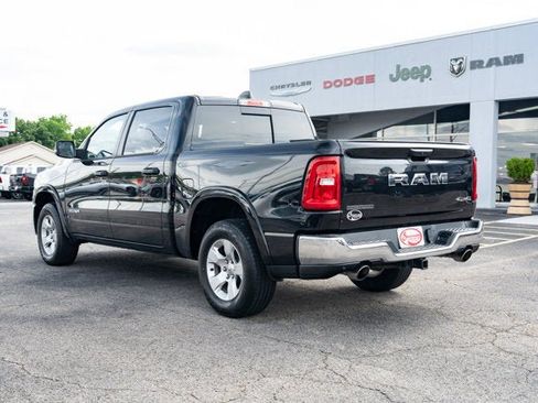 Certified 2025 RAM 1500 Big Horn AWD/4WD image 3
