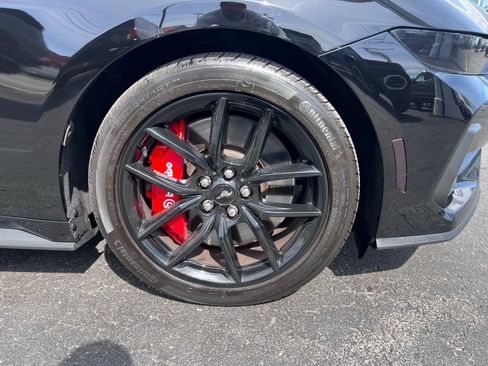 Used 2025 Ford Mustang GT Premium RWD image 27