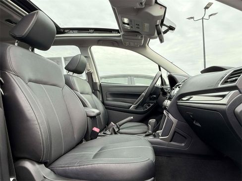 Used 2018 Subaru Forester 2.5i Touring image 17