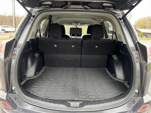 Used 2016 Toyota RAV4 LE AWD/4WD image 33