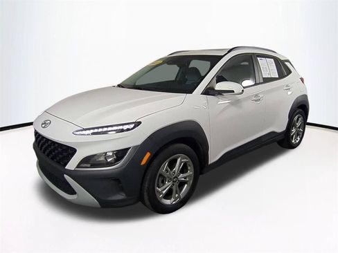 Used 2023 Hyundai Kona SEL w/ Convenience Package FWD image 9