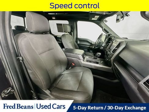 Used 2015 Ford F150 XLT w/ Equipment Group 302A Luxury AWD/4WD image 34