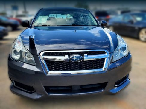 Used 2013 Subaru Legacy 2.5i Premium w/ All-Weather Pkg AWD/4WD image 23