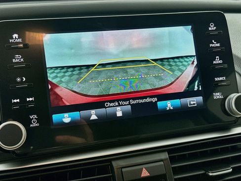 Used 2022 Honda Accord Touring image 23