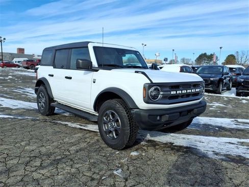 Used 2022 Ford Bronco Big Bend image 3