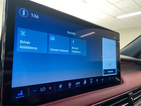 Used 2025 Lincoln Corsair Reserve w/ Jet Appearance Package AWD/4WD image 32