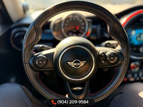 Used 2019 MINI Cooper S w/ Premium Package image 18