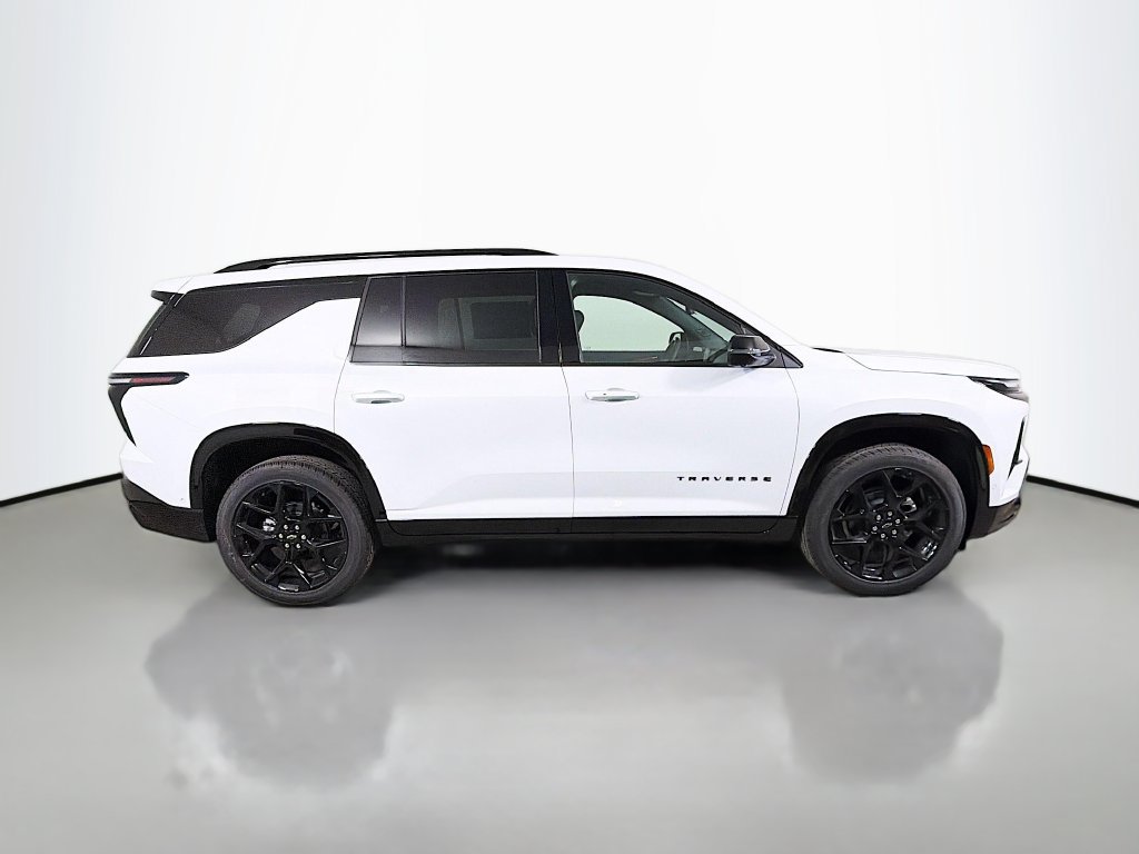 New 2026 Chevrolet Traverse RS w/ LPO, Floor Liner Package AWD/4WD image 5