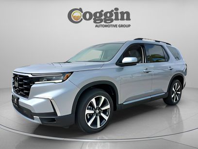 Used 2025 Honda Pilot Touring