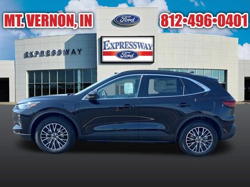 New 2026 Ford Escape SE w/ PHEV Premium Package FWD image 9