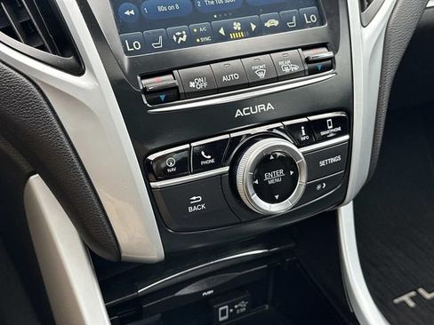 Used 2018 Acura TLX V6 SH-AWD w/ Technology Pkg image 31