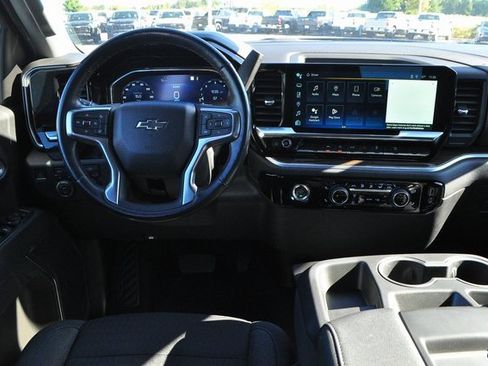 Used 2022 Chevrolet Silverado 1500 RST image 17