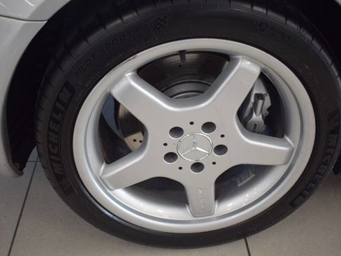 Used 2004 Mercedes-Benz SL 55 AMG image 17