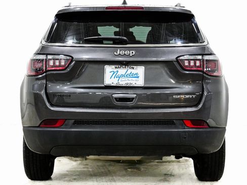 Used 2019 Jeep Compass Sport image 7