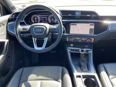 Used 2020 Audi Q3 2.0T Prestige image 12