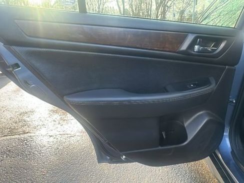 Used 2017 Subaru Outback 2.5i Limited image 33