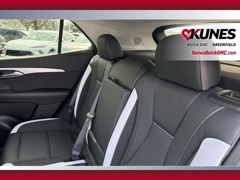 New 2026 Buick Envision Sport Touring image 33