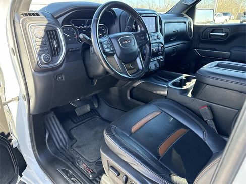 Used 2021 GMC Sierra 1500 AT4 w/ AT4 Premium Package image 9