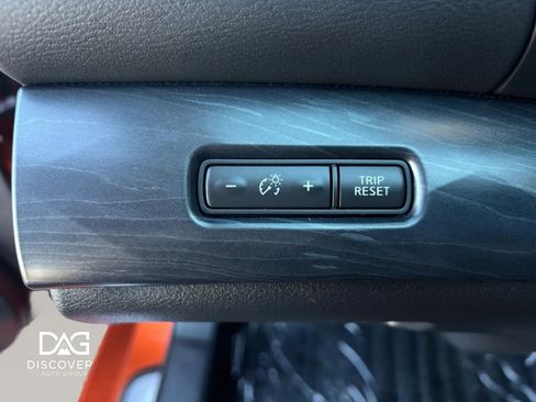 Used 2022 Nissan Maxima Platinum w/ Sport Mat Group image 10