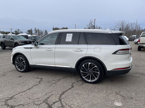 Used 2020 Lincoln Aviator Reserve w/ Equipment Group 202A image 5