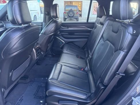 Certified 2022 Jeep Grand Cherokee L Overland image 29