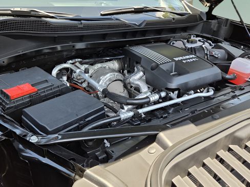 New 2026 Chevrolet Silverado 1500 Custom Trail Boss AWD/4WD image 17