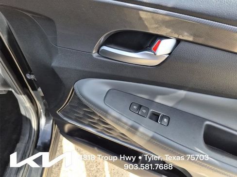 Used 2022 Hyundai Santa Fe Limited w/ Cargo Package AWD/4WD image 17