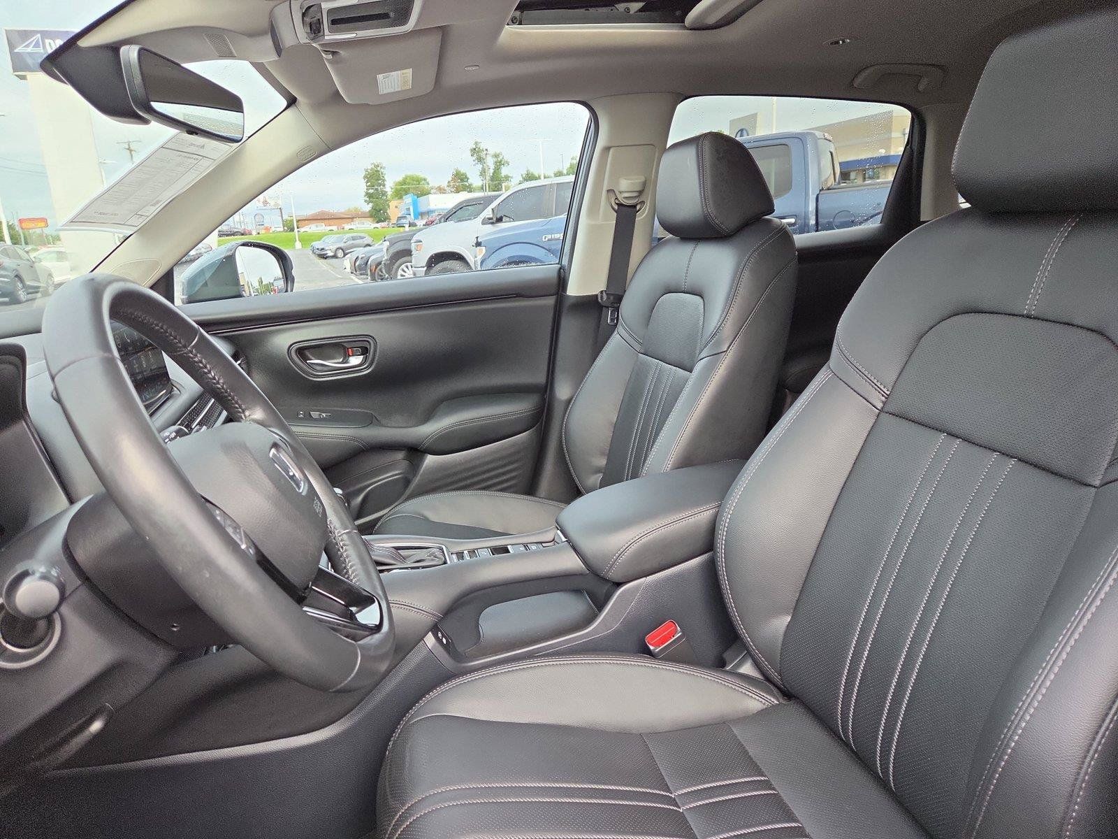 Used 2024 Honda HR-V EX-L image 18