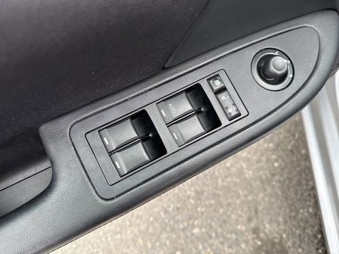 Used 2014 Chrysler 200 Touring w/ 200 S Group image 28