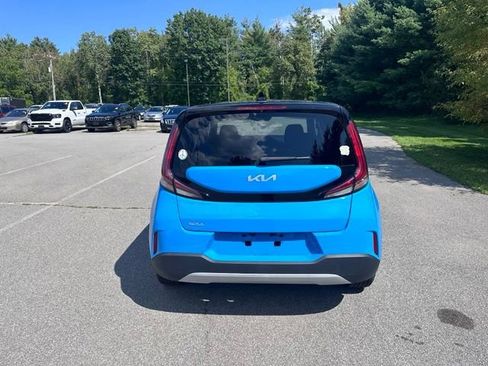 Used 2023 Kia Soul S FWD image 4
