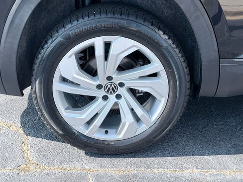 Used 2021 Volkswagen Atlas SE FWD image 38