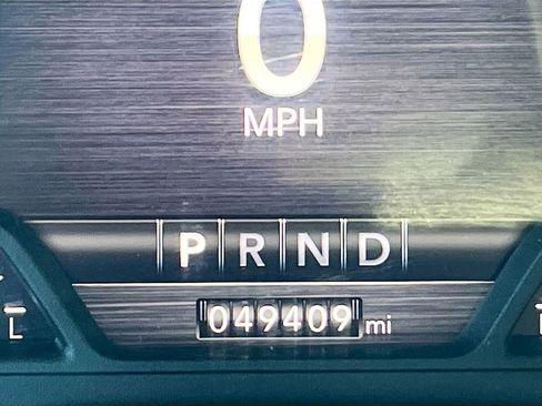 Used 2022 RAM 1500 Laramie w/ Sport Appearance Package image 12