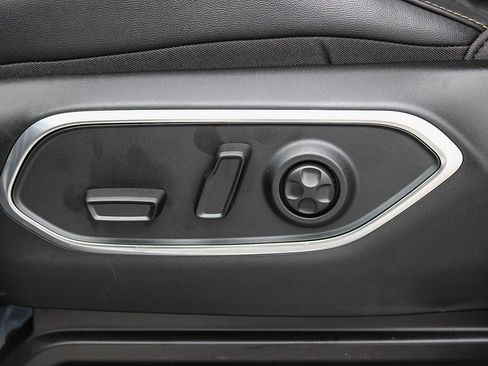 New 2026 Jeep Grand Wagoneer L 4WD image 22
