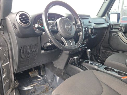 Certified 2018 Jeep Wrangler Sport image 19