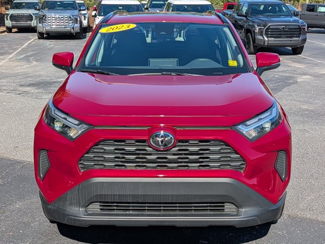 Used 2023 Toyota RAV4 XLE w/ Convenience Package FWD image 2