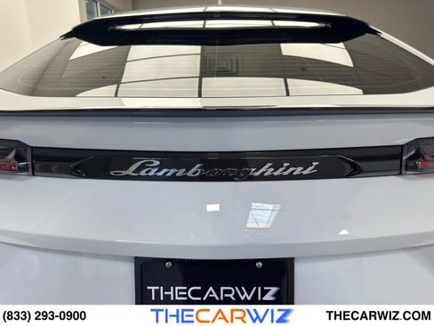Used 2020 Lamborghini Urus image 27