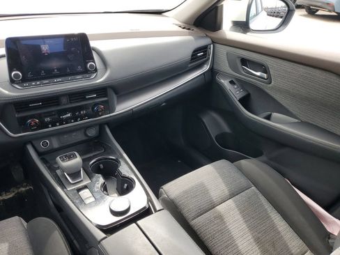 Used 2023 Nissan Rogue SV AWD/4WD image 12