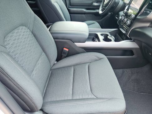 New 2026 RAM 1500 Express AWD/4WD image 13