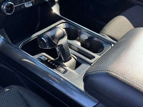 Used 2022 Ford F150 XLT w/ Equipment Group 302A High image 19