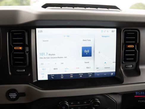 Certified 2022 Ford Bronco Badlands AWD/4WD image 13