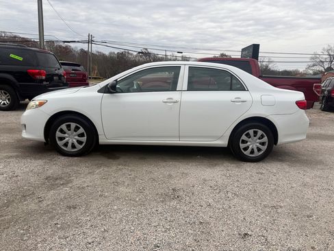 Used 2009 Toyota Corolla LE image 2