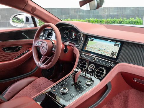Used 2025 Bentley Continental GT Speed image 58