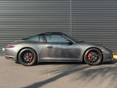 Used 2017 Porsche 911 Targa 4 GTS AWD/4WD image 8