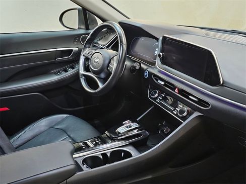 Used 2021 Hyundai Sonata Limited image 10